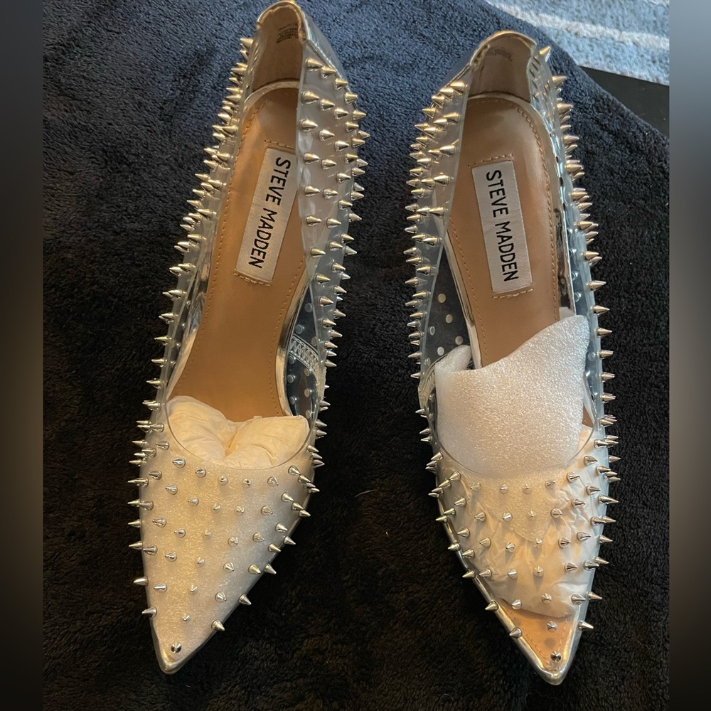 Steve Madden pumps
